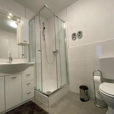 „die 3 Am Rhein“ * Ruedesheim am Rhein