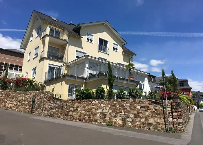 „die 3 Am Rhein“ Appartement