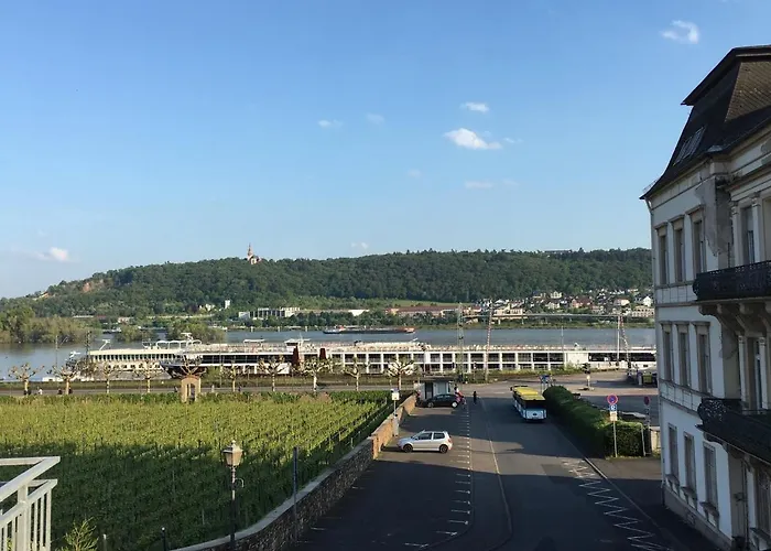 Appartement „die 3 Am Rhein“ *